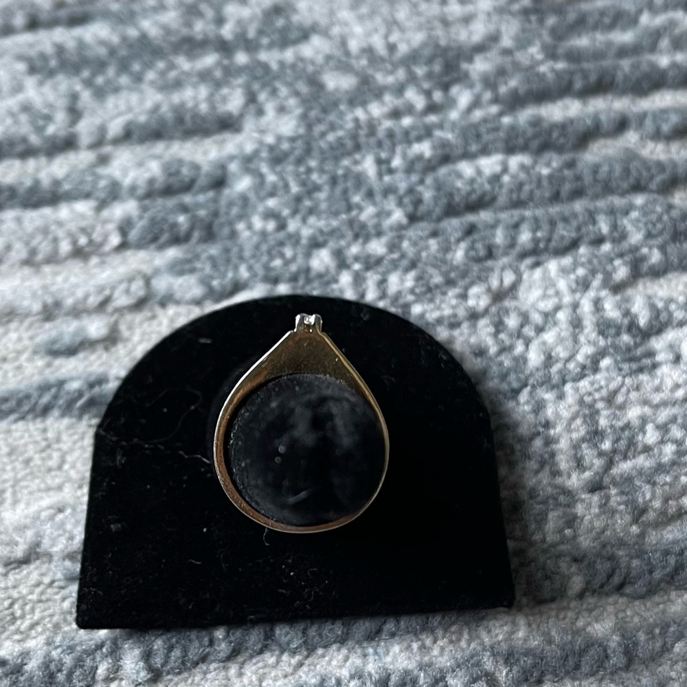 Sterling Silver‎ With Gold Plate with 3 Cubic Zirconia Ring Setting Size: 7 - Picture 2 of 12